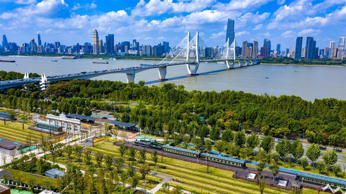 皇冠怎么注册账号